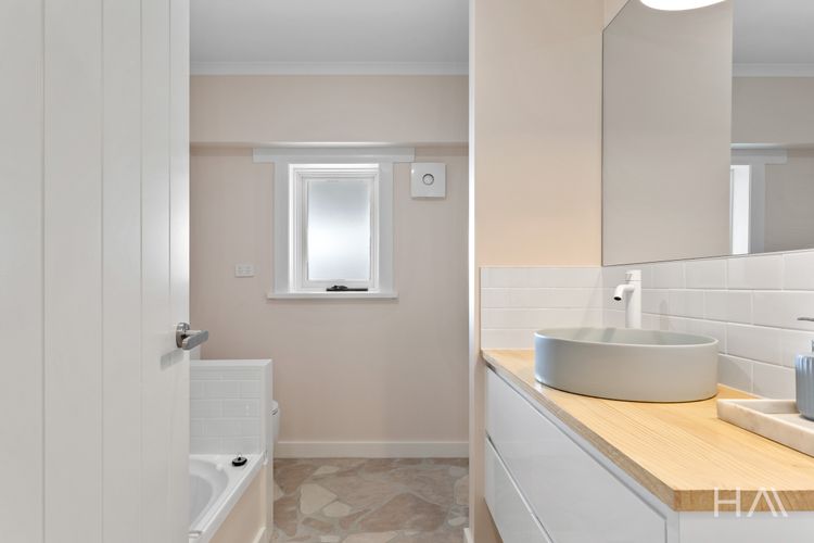Rose Gold Hideaway ITAS