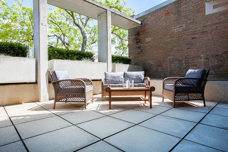 Outdoor entertainment area