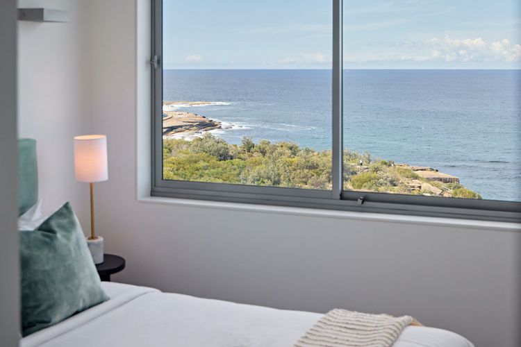 Coogee Surf View I90