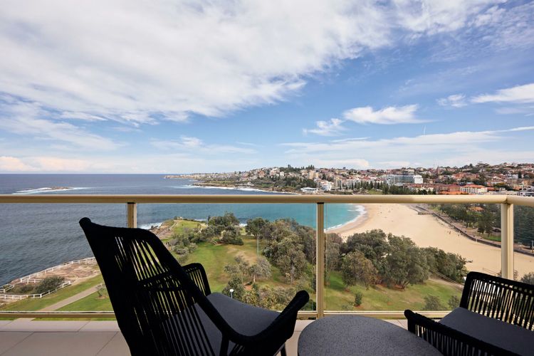 Coogee Surf View I90