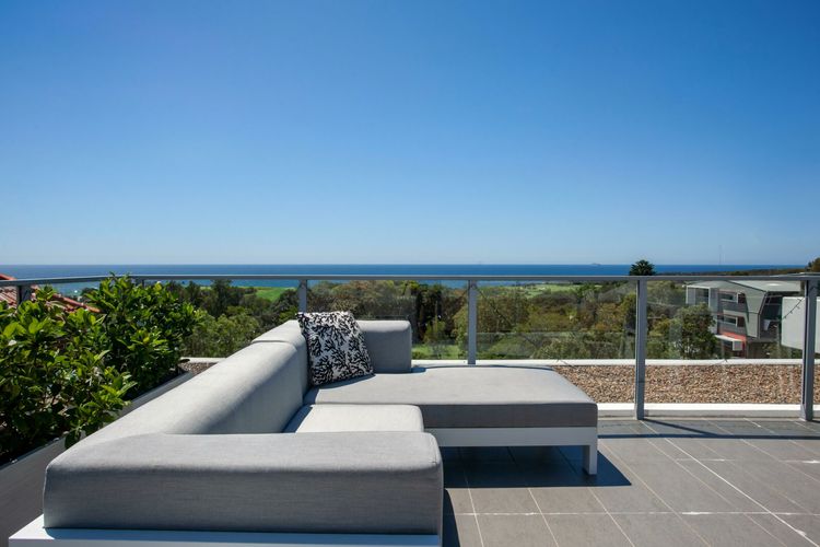 Ocean View Vista Little Bay IH