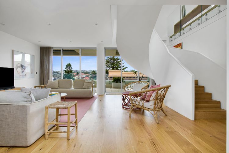 180 Sunset Penthouse IBO/IH7 Luxe