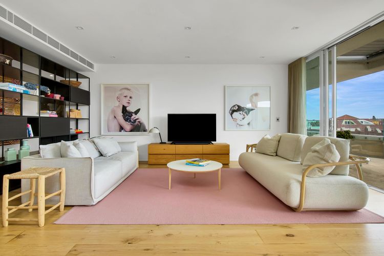 180 Sunset Penthouse IBO/IH7 Luxe