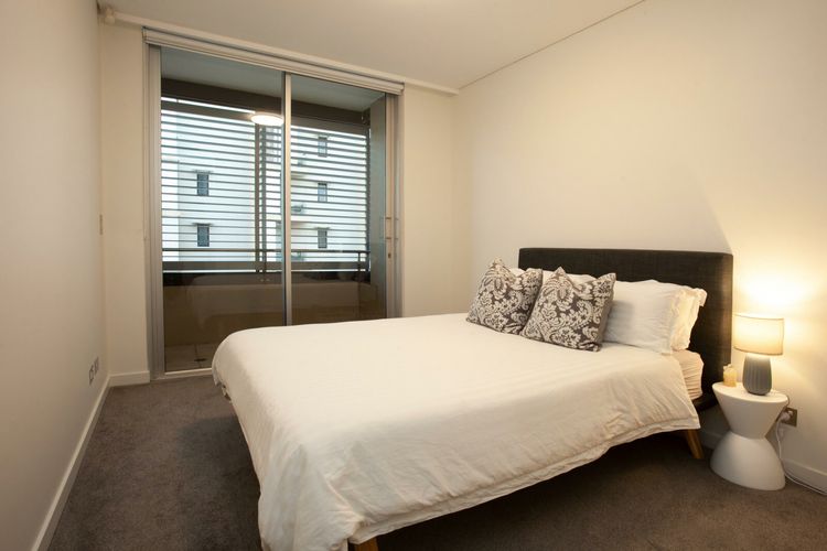 Harbour Views Pyrmont IH