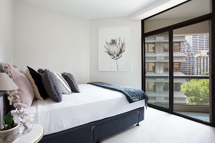 Hydeaway Luxe City Apartment I90