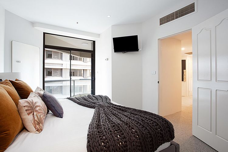 Hydeaway Luxe City Apartment I90