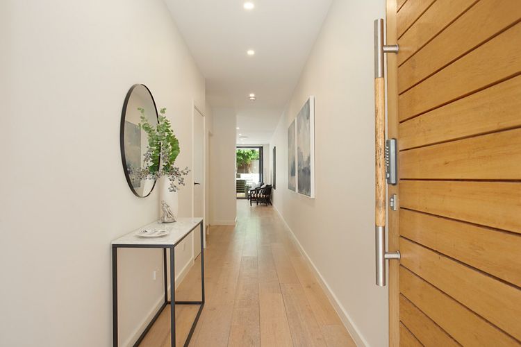 Bondi Coastal Charm ISYD
