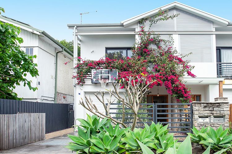 Bondi Coastal Charm ISYD