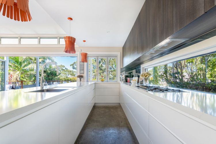 Riverview Residence RH
