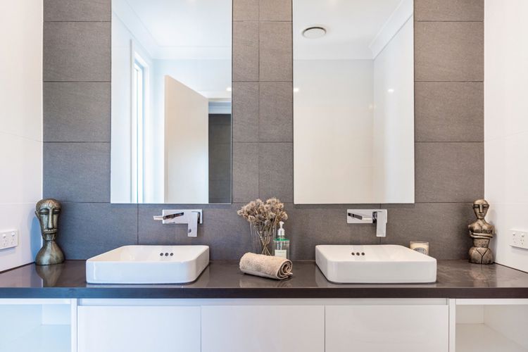 Riverview Residence RH
