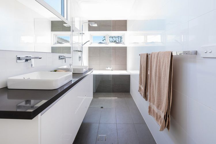 Riverview Residence RH