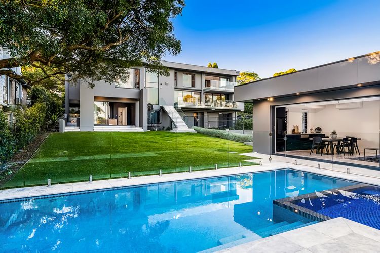 Northbridge House IH