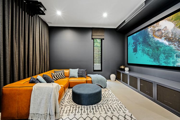 Northbridge House IH
