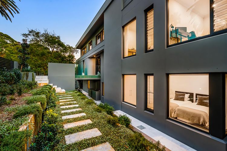 Northbridge House IH