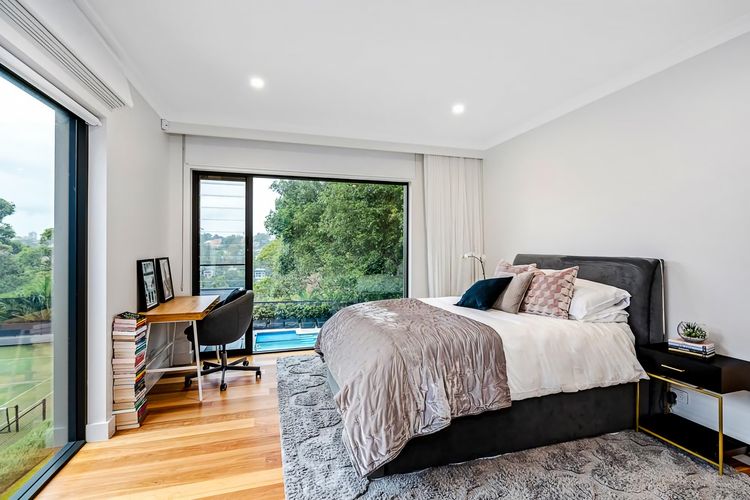Northbridge House IH