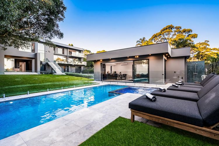 Northbridge House IH