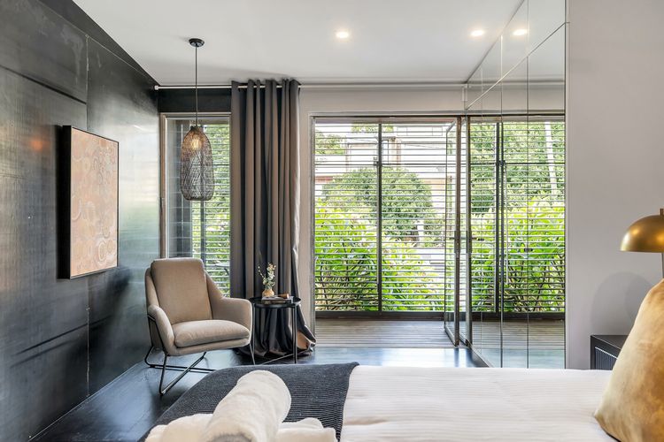 Urban Escape Glebe ISYD