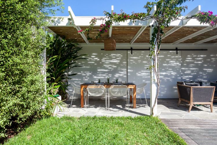 Hamptons Retreat Clovelly IH