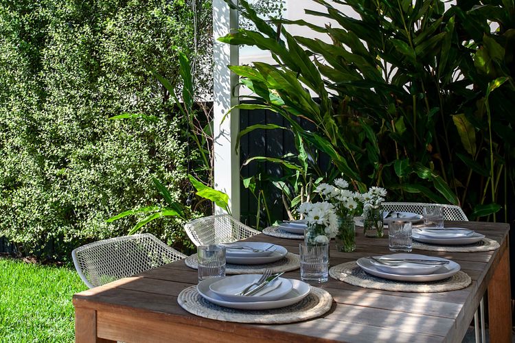 Hamptons Retreat Clovelly IH