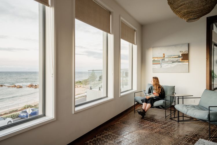 Novo Luxury Apartment Penguin Accommodation ITAS