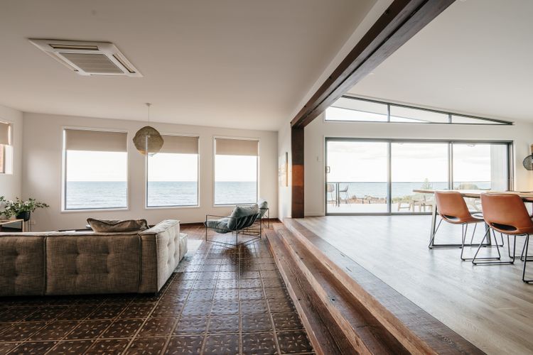 Novo Luxury Apartment Penguin Accommodation ITAS