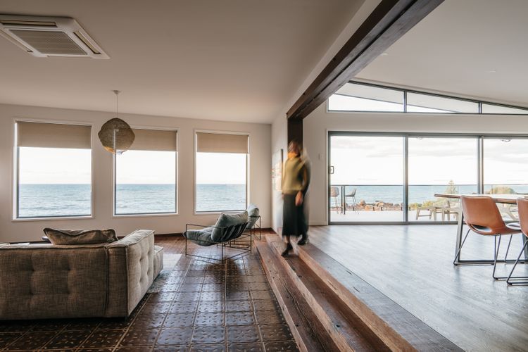 Novo Luxury Apartment Penguin Accommodation ITAS