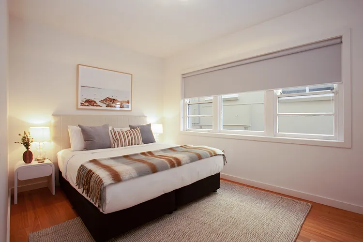 Deco Delight (ISYD)