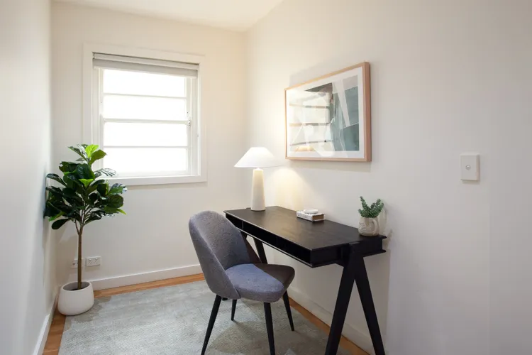 Deco Delight (ISYD)