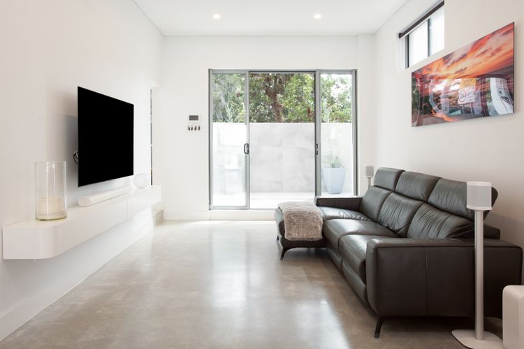 Clovelly Contemporary (IH)