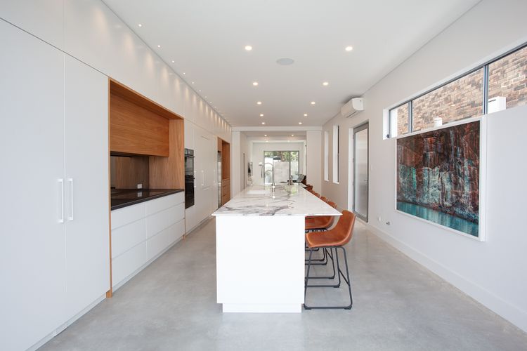 Clovelly Contemporary (IH)