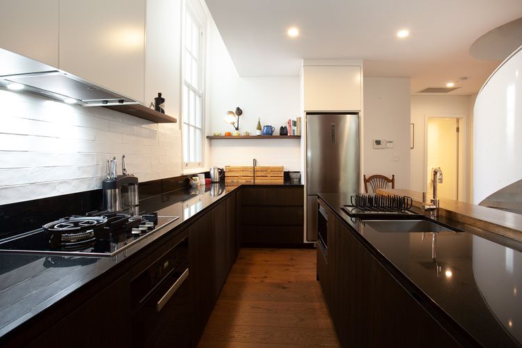 Mezzanine Magic, Bondi Junction (ISYD)