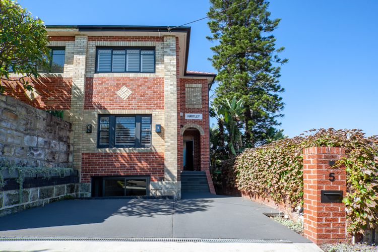 Ruby Rose, North Bondi (IH)
