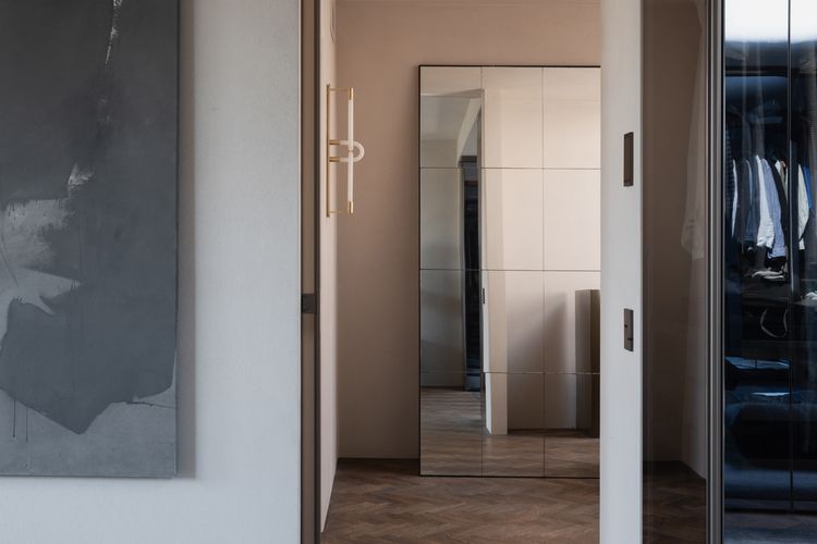 A glimpse into industrial elegance.