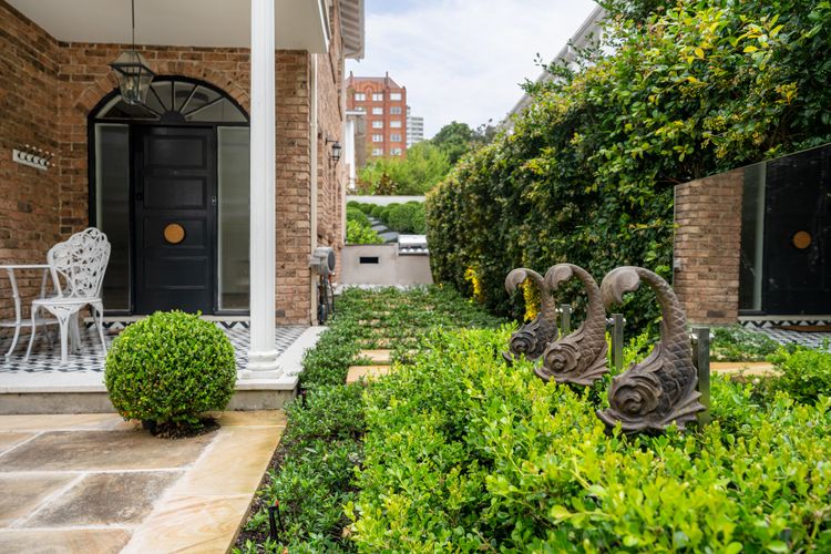 Sweet Juliet, Double Bay