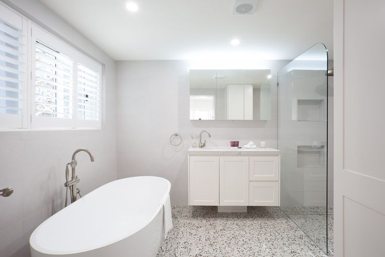 Dazzling Diamond, Point Piper ISYD