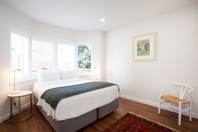 Dazzling Diamond, Point Piper ISYD