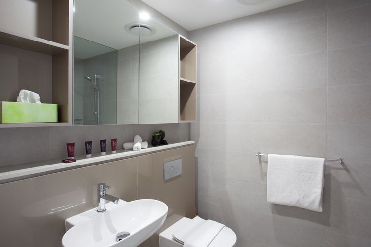 Modern Splendour, Macquarie Park I90