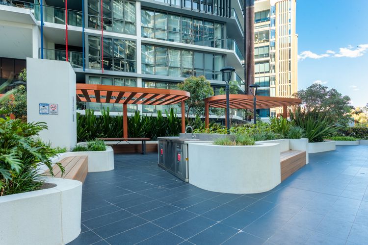 Modern Splendour, Macquarie Park I90