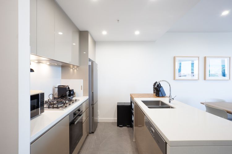 Modern Splendour, Macquarie Park I90