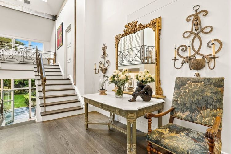 Lady Rose Woollahra