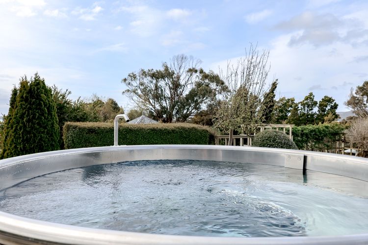 Chateau Clarence & Petite Chateau | Luxurious Waterfront Retreat
