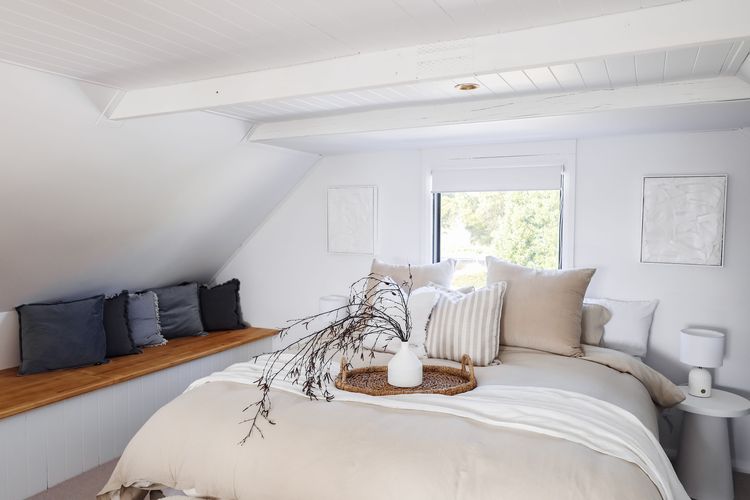 Chateau Clarence & Petite Chateau | Luxurious Waterfront Retreat