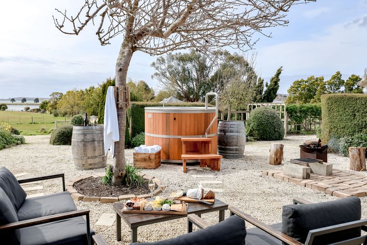 Chateau Clarence & Petite Chateau | Luxurious Waterfront Retreat