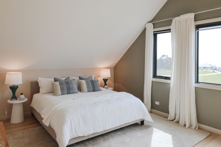 Chateau Clarence & Petite Chateau | Luxurious Waterfront Retreat