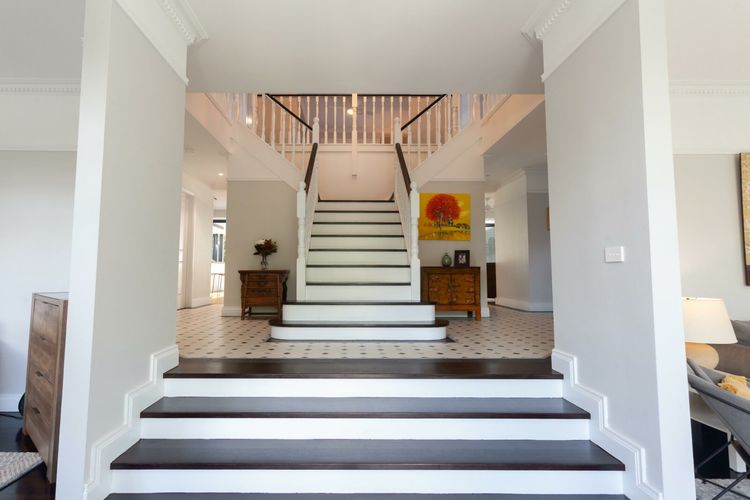 The Modern Ritz Riverview IH