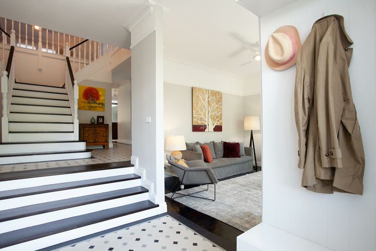 The Modern Ritz Riverview IH