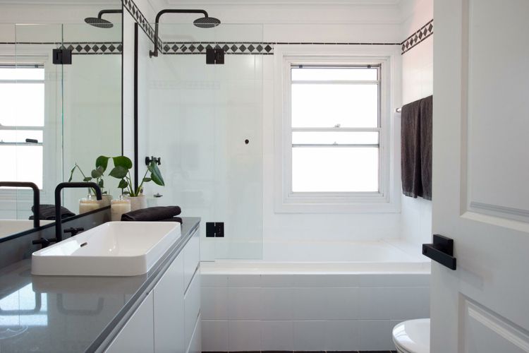 The Modern Ritz Riverview IH