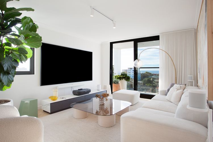 The Bondi Escape ISYD