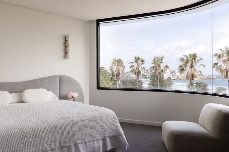 The One, Bondi Beach IH