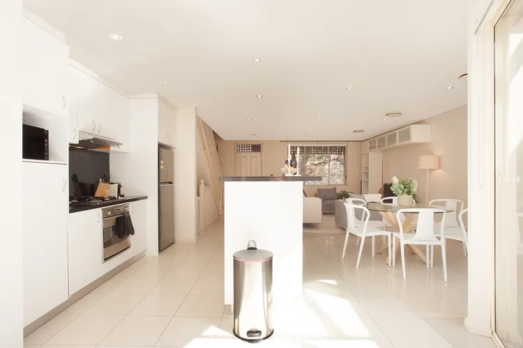Sunshine Terrace, Bondi Beach ISYD